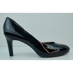 Bandolino Black Patent Leather Pumps. Size 7 *PLEASE SEE DESCRIPTION* 3" Heel